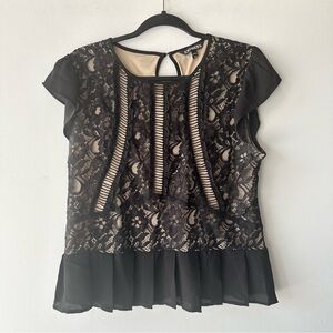 Express Women’s Black Lace Top Blouse witchy Whimsigoth romantic dark || Size L